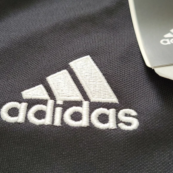 Adidas 1/4 zip top NWT - Picture 2 of 5
